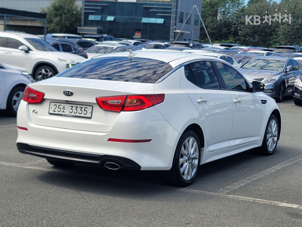Kia K5 — miniaturë 5
