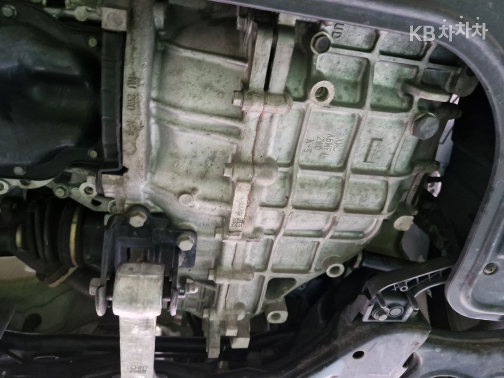 Kia K5 — miniaturë 28