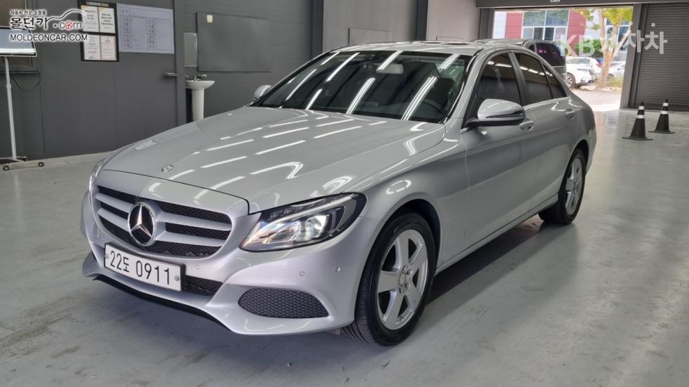 مرسيدس C-Class