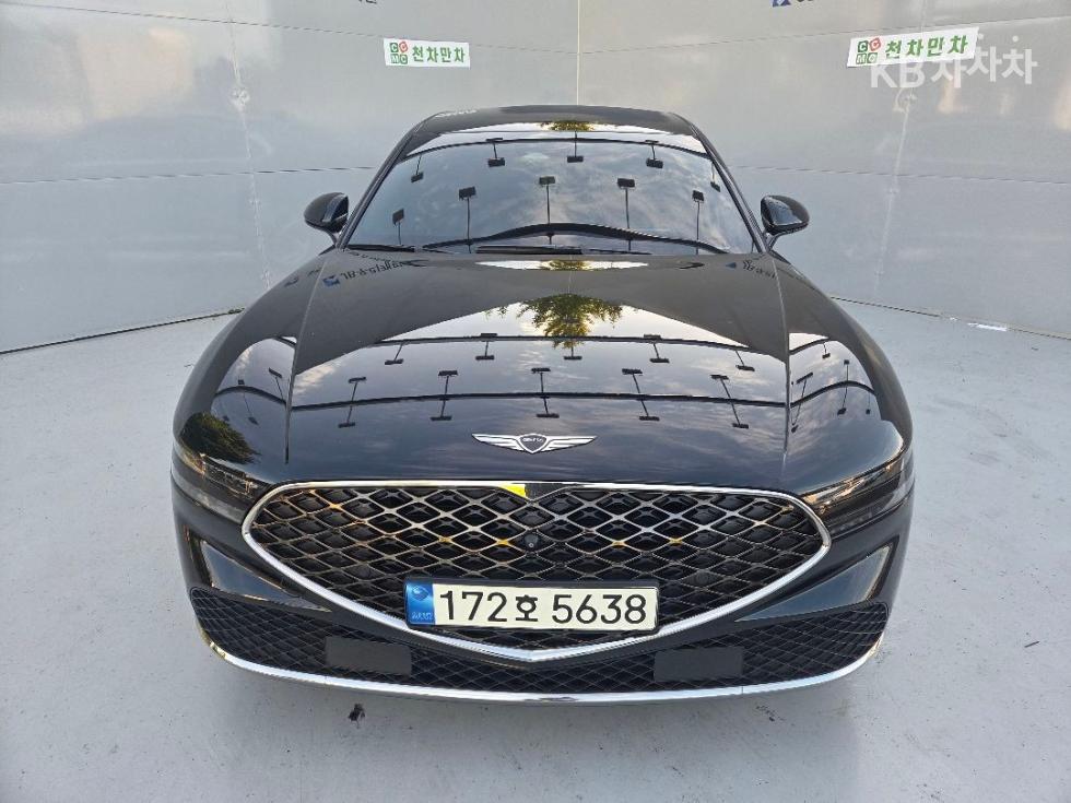 جينيسيس G90