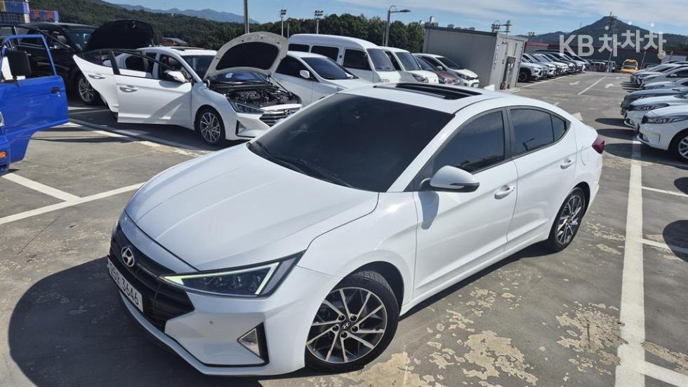 Hyundai Элантра