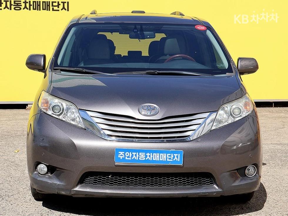 Toyota Сиена