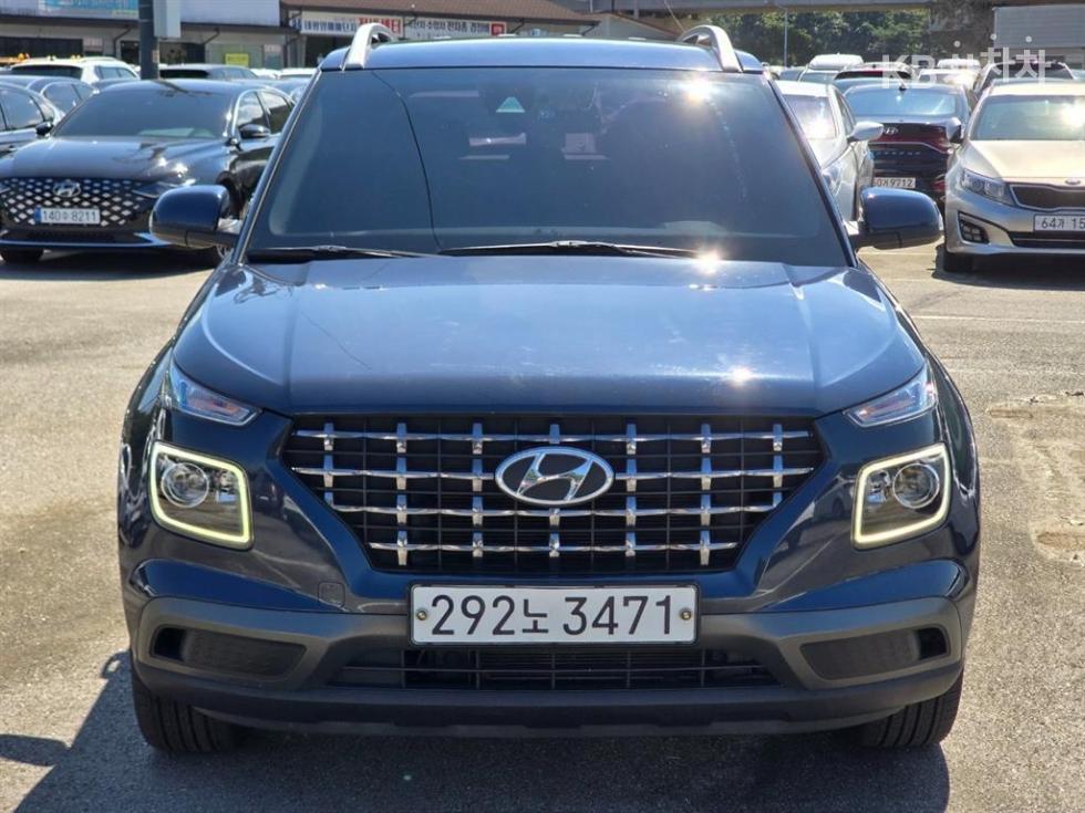 Hyundai Venue
