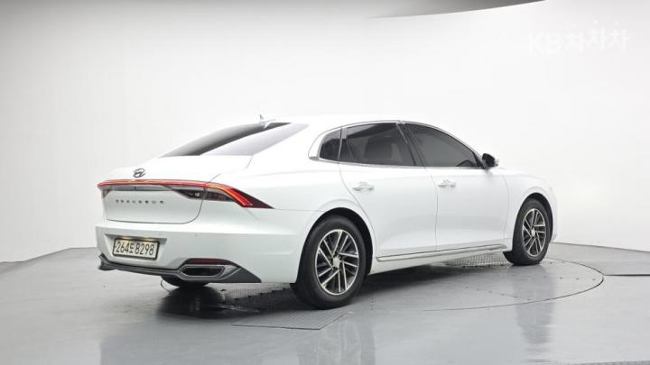 Hyundai Grandeur — miniaturë 2