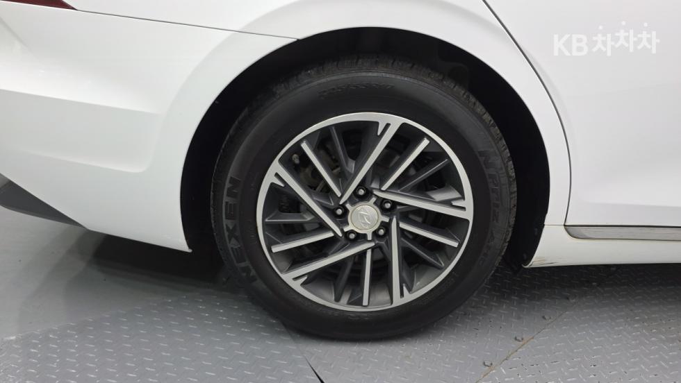Hyundai Grandeur — miniaturë 8