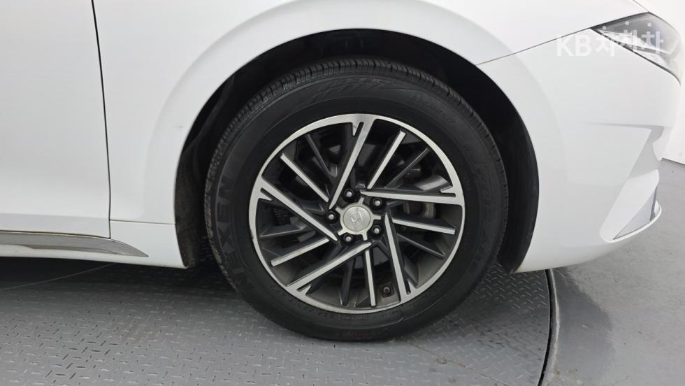 Hyundai Grandeur — miniaturë 9