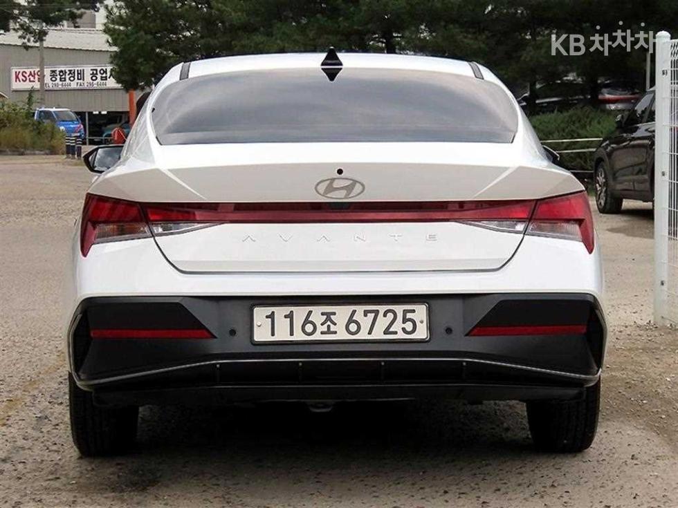 Hyundai Avante Smart — фото 4