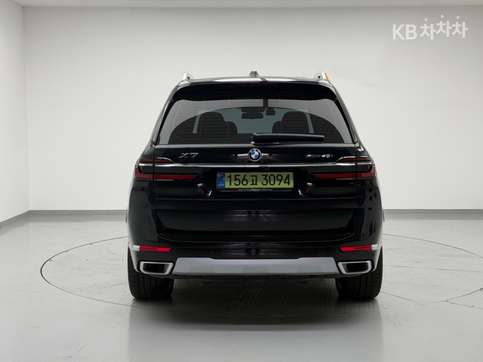 BMW X7 M Sport — фото 4