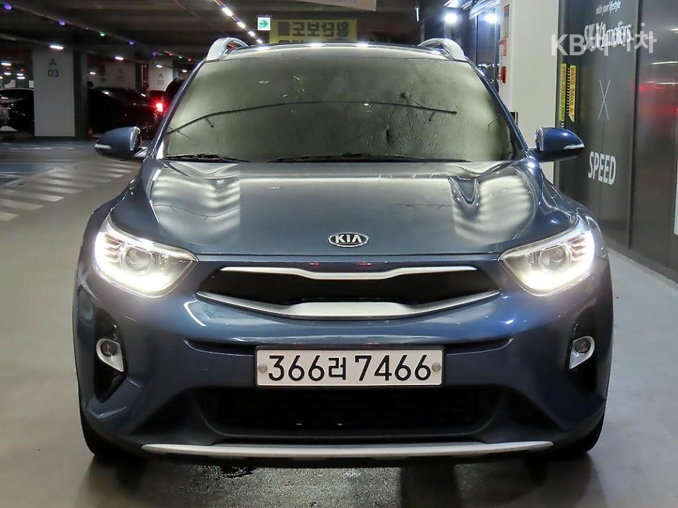 Kia Stonic PRESTIGE — фото 2