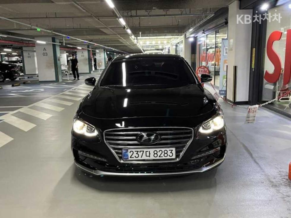 Hyundai Grandeur BASE MODEL — фото 2