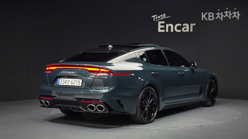 Kia Stinger Tribute Edition — фото 2