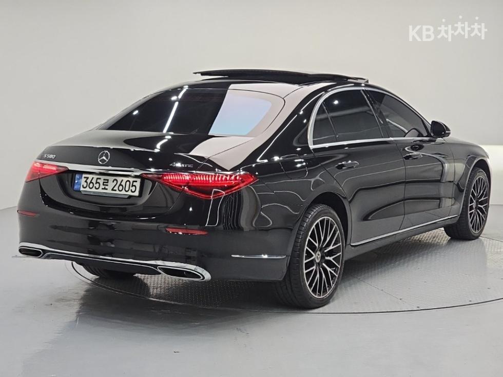 Mercedes-Benz S-Class BASE MODEL — фото 4