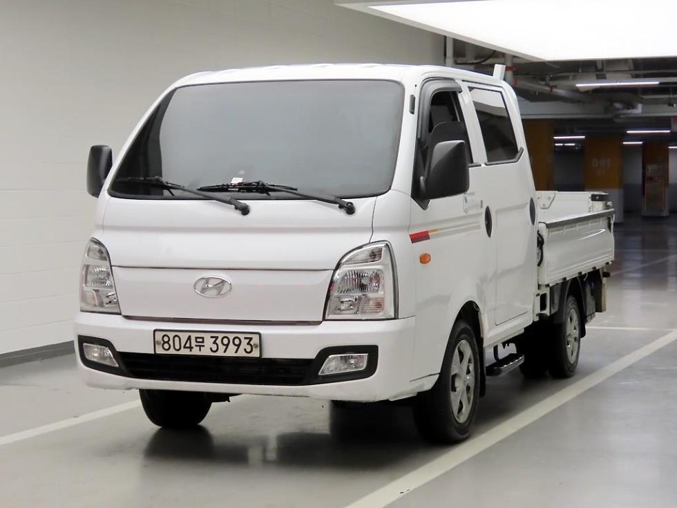Hyundai Double Cab SUP — фото 1