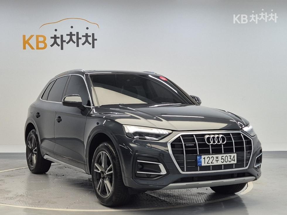 Audi Q5 BASE MODEL — фото 4
