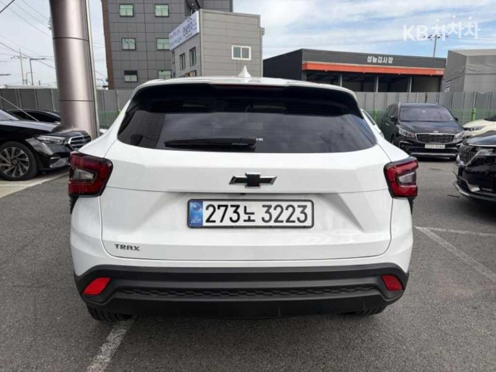 GM Korea Chevrolet Trax LT — фото 4