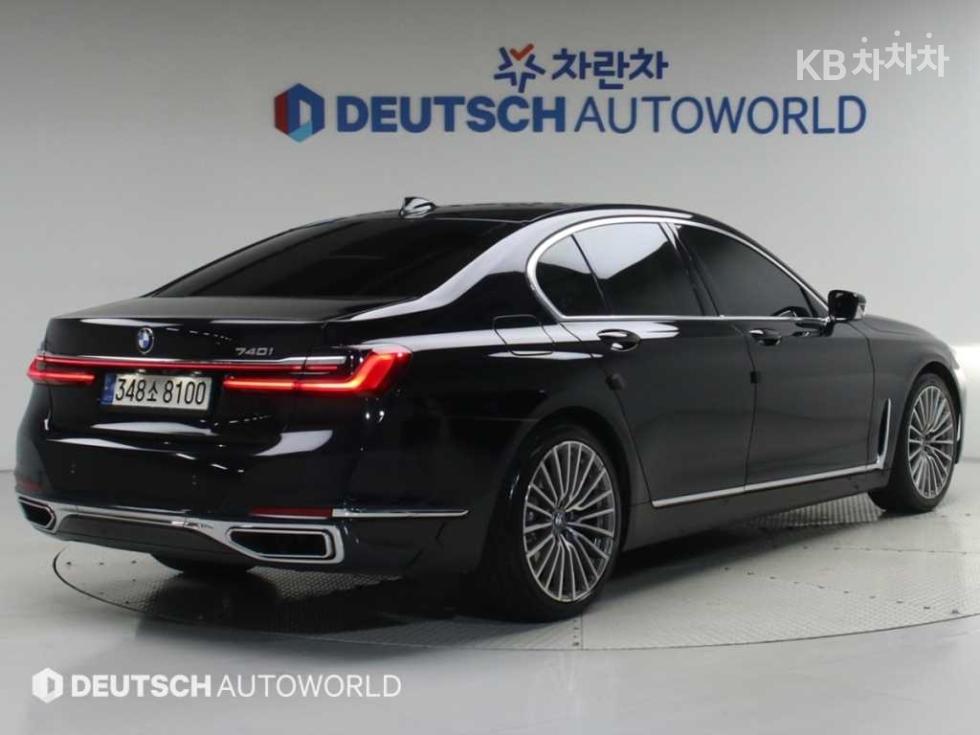 BMW 7 Series Design Pure Excellence — фото 2