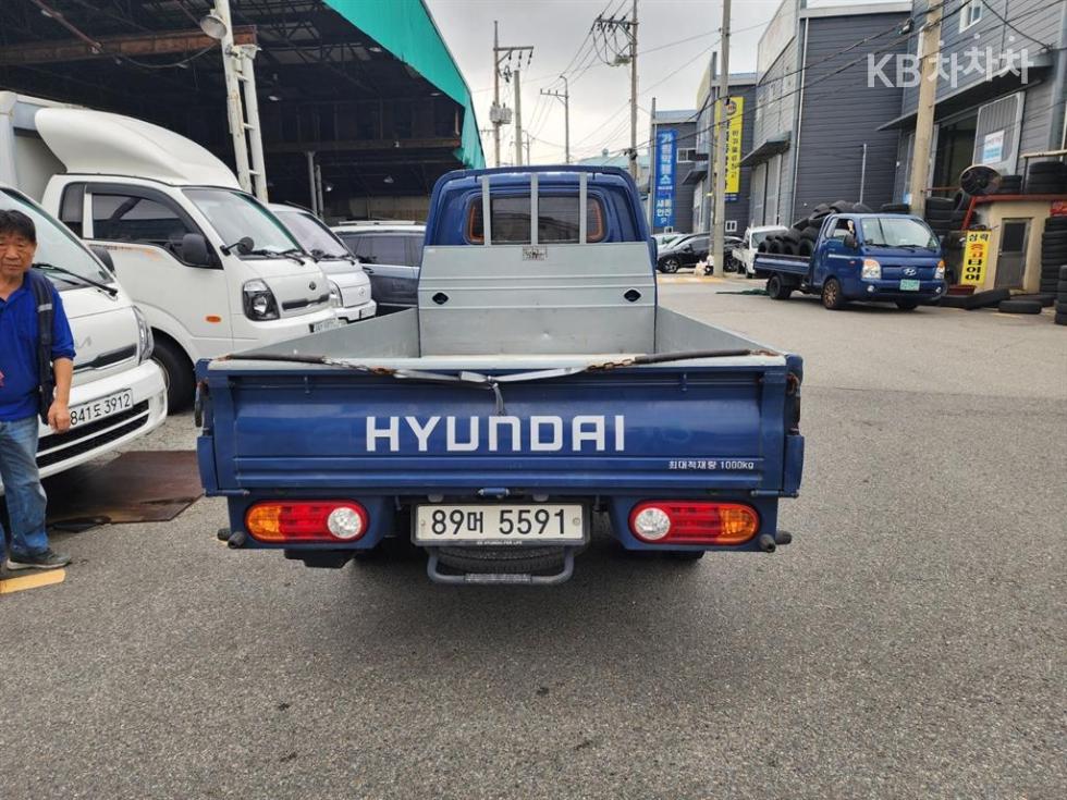 Hyundai Premium — фото 4