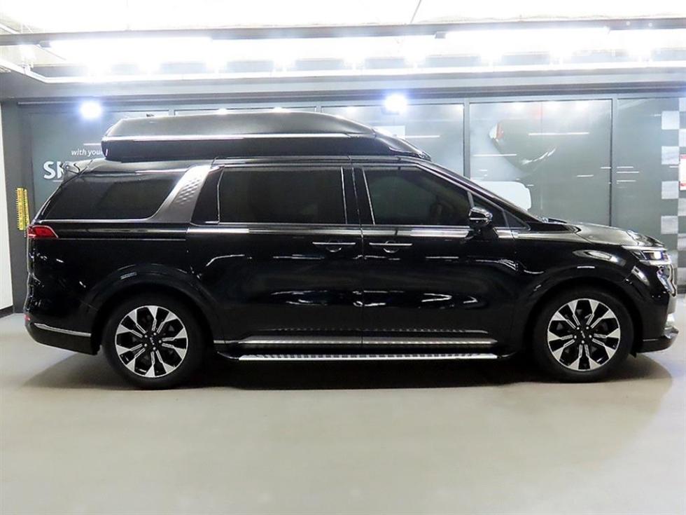 Kia Carnival SIGNATURE — фото 3