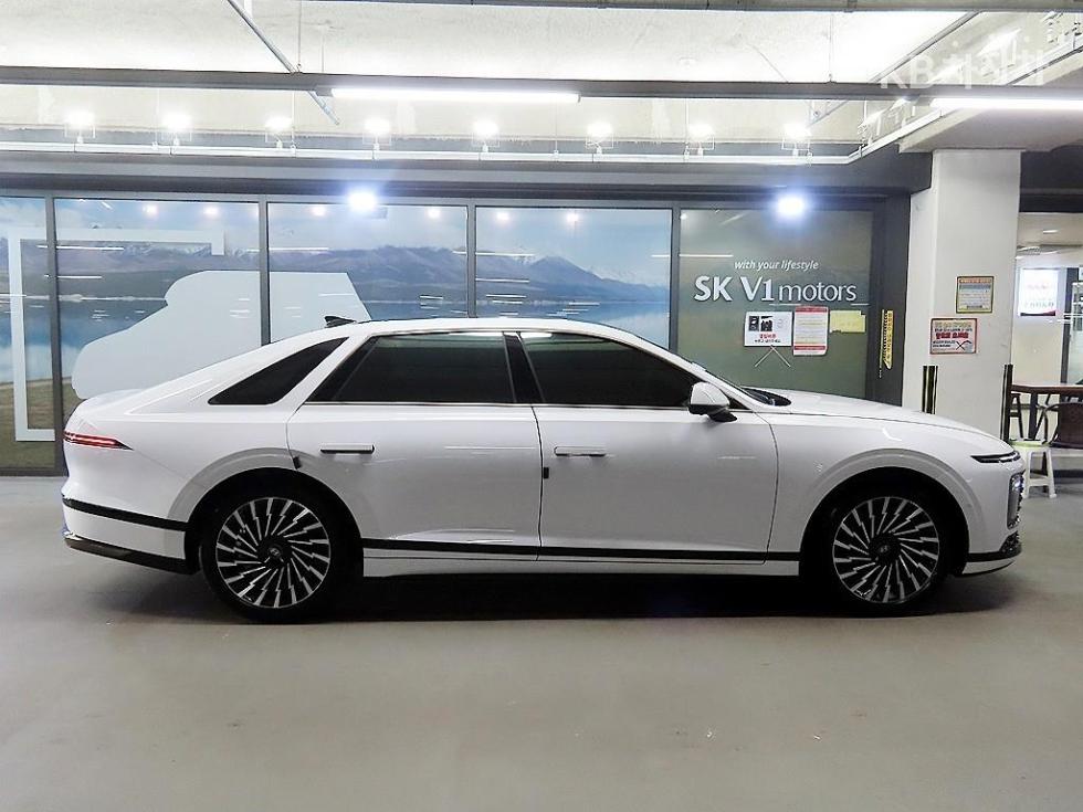 Hyundai Grandeur CALLIGRAPHY — фото 3