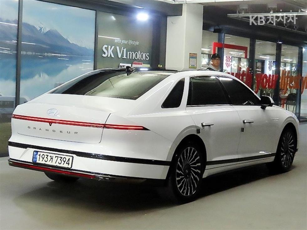 Hyundai Grandeur CALLIGRAPHY — фото 4