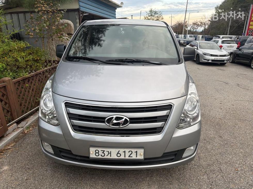 Hyundai Starex 3인승 밴 스마트 — foto 1