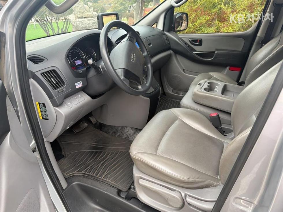 Hyundai Starex — miniaturë 8