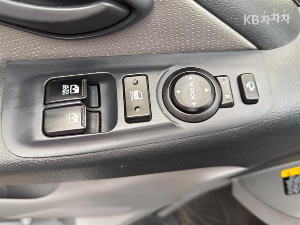 Hyundai Starex — miniaturë 9