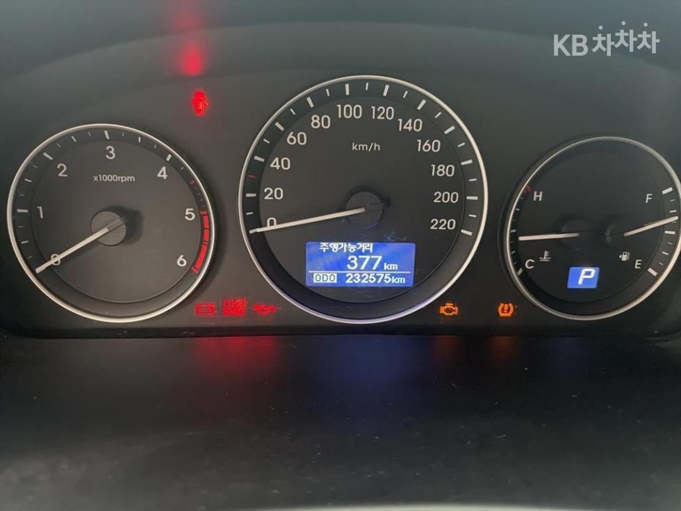 Hyundai Starex — miniaturë 11