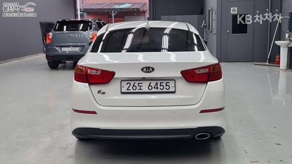 Kia K5 — miniaturë 4