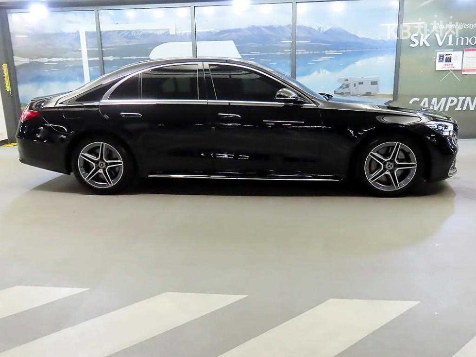 Mercedes-Benz S-Class BASE MODEL — фото 3