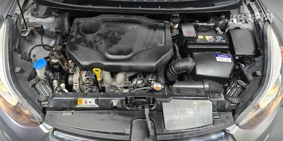 Hyundai Elantra — miniaturë 7