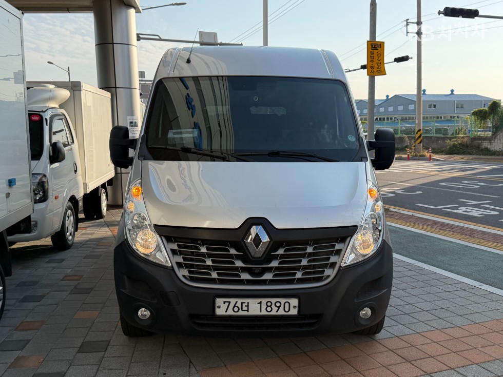 Renault Korea Master BASE MODEL — фото 1