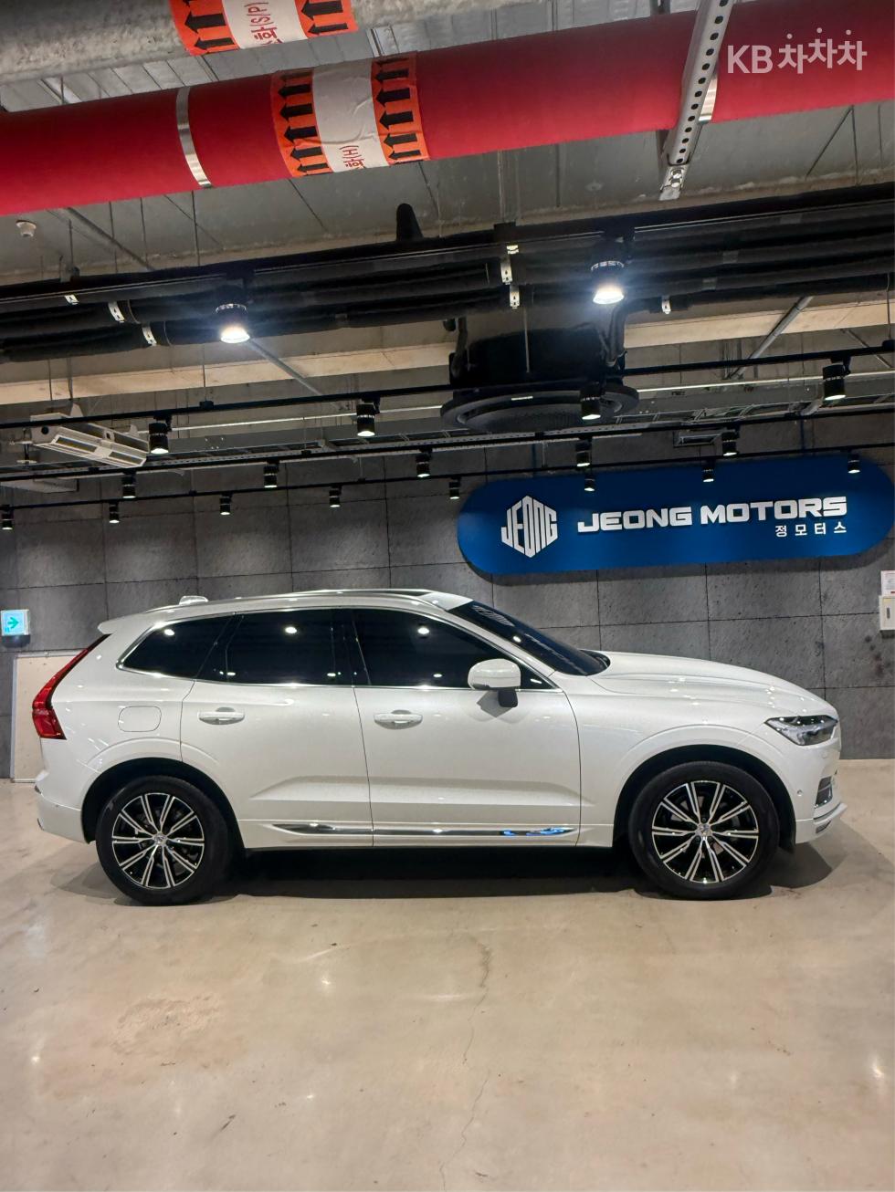 Volvo XC60 Inscription — фото 4