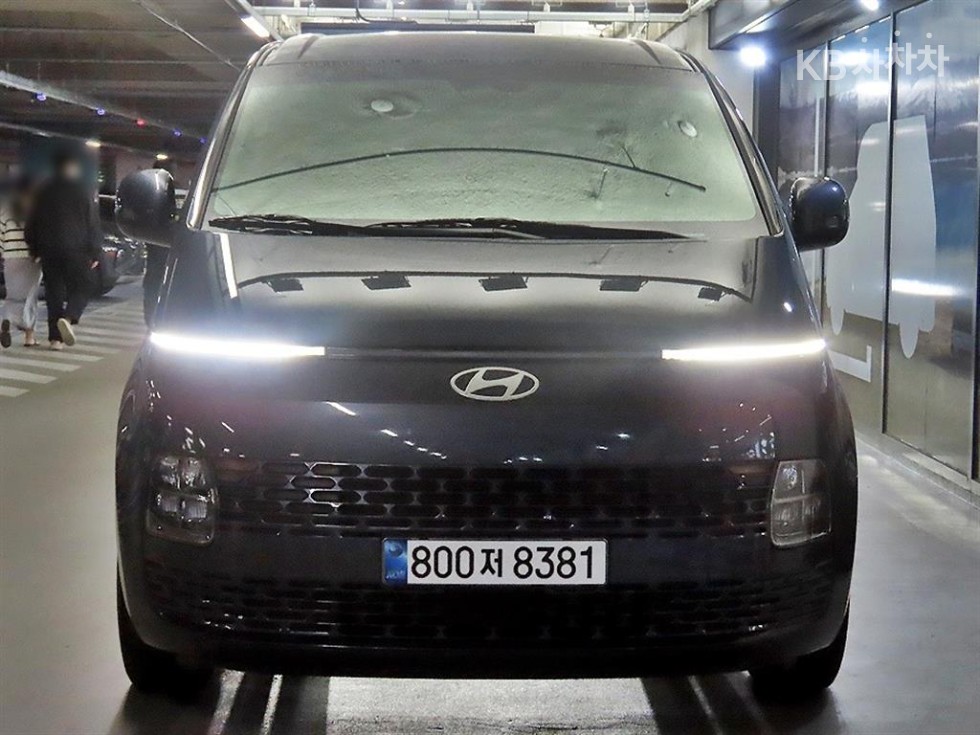 Hyundai Staria — фото 2