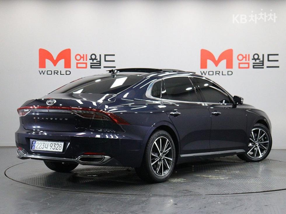Hyundai Grandeur EXCLUSIVE — фото 3