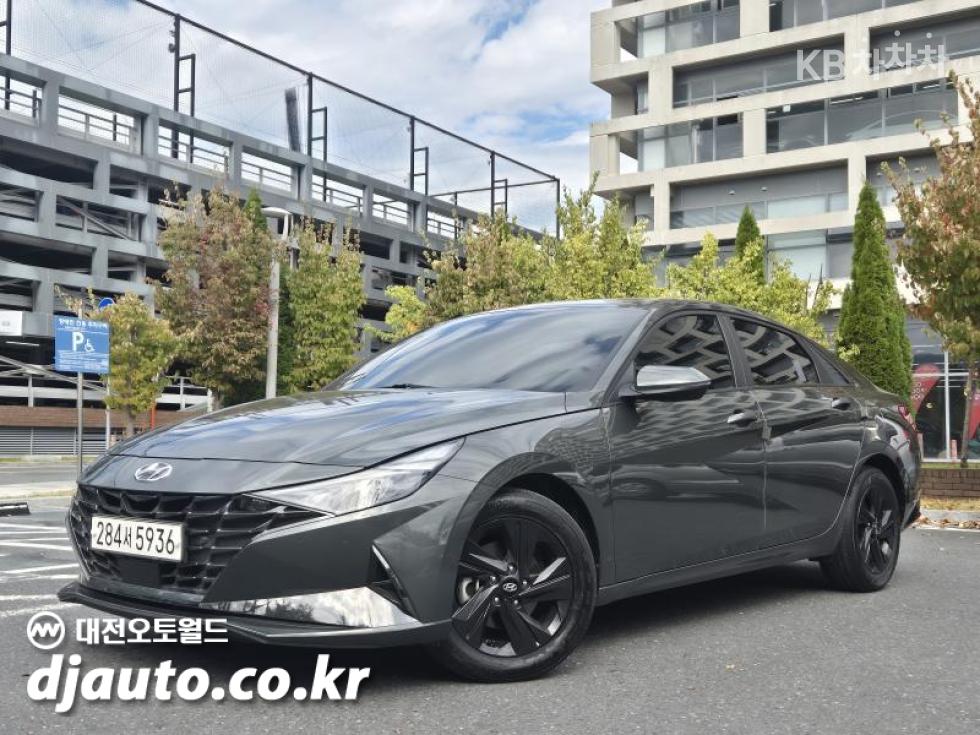 Hyundai Avante — фото 2