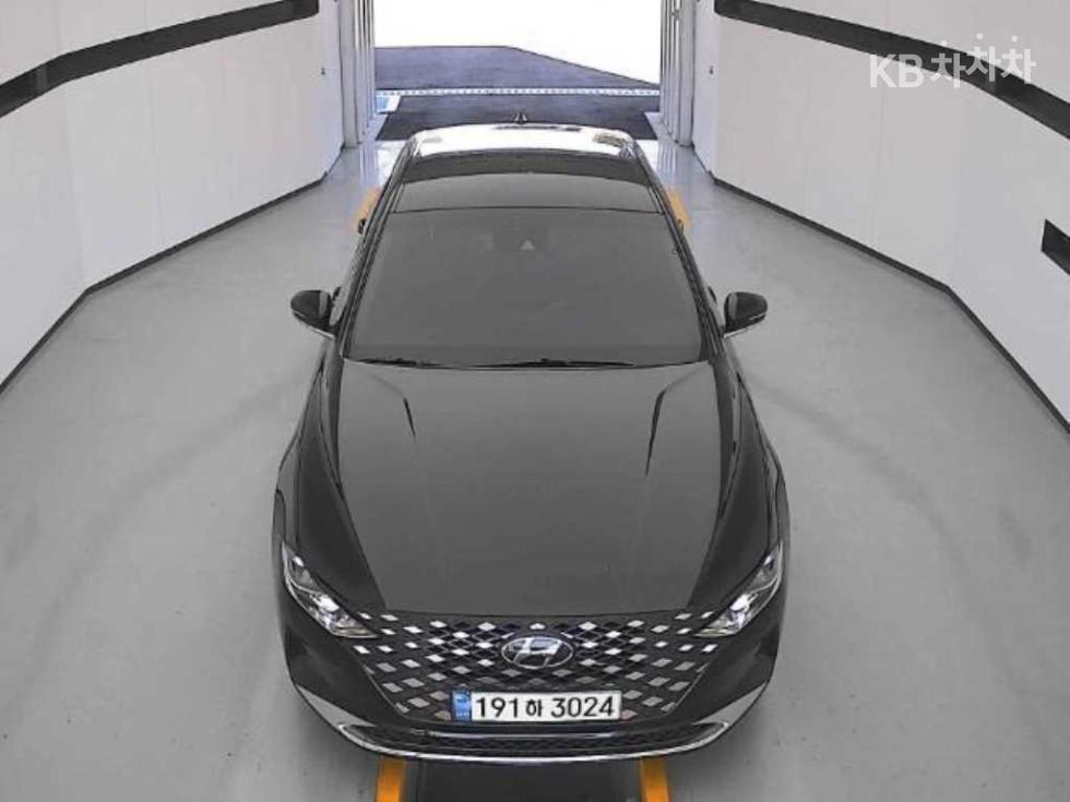 Hyundai Grandeur Premium — фото 1