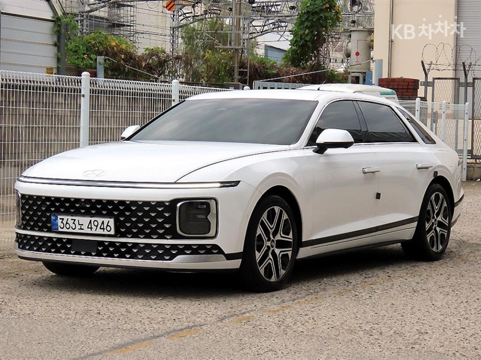 Hyundai Grandeur EXCLUSIVE — фото 2
