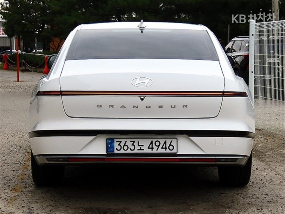 Hyundai Grandeur EXCLUSIVE — фото 4