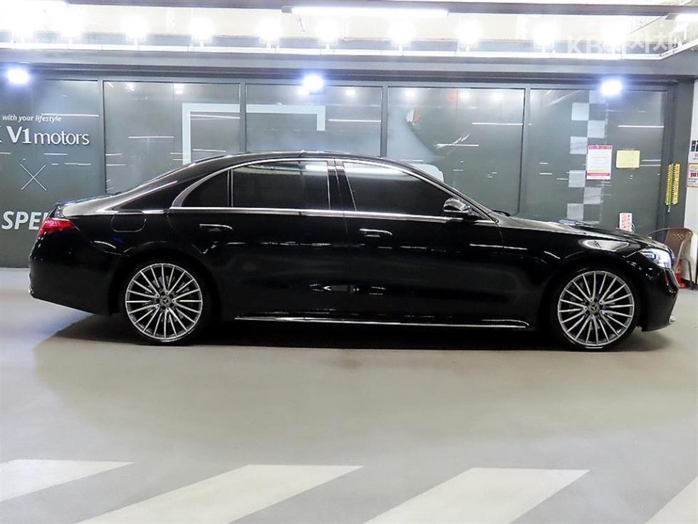 Mercedes-Benz S-Class BASE MODEL — фото 3