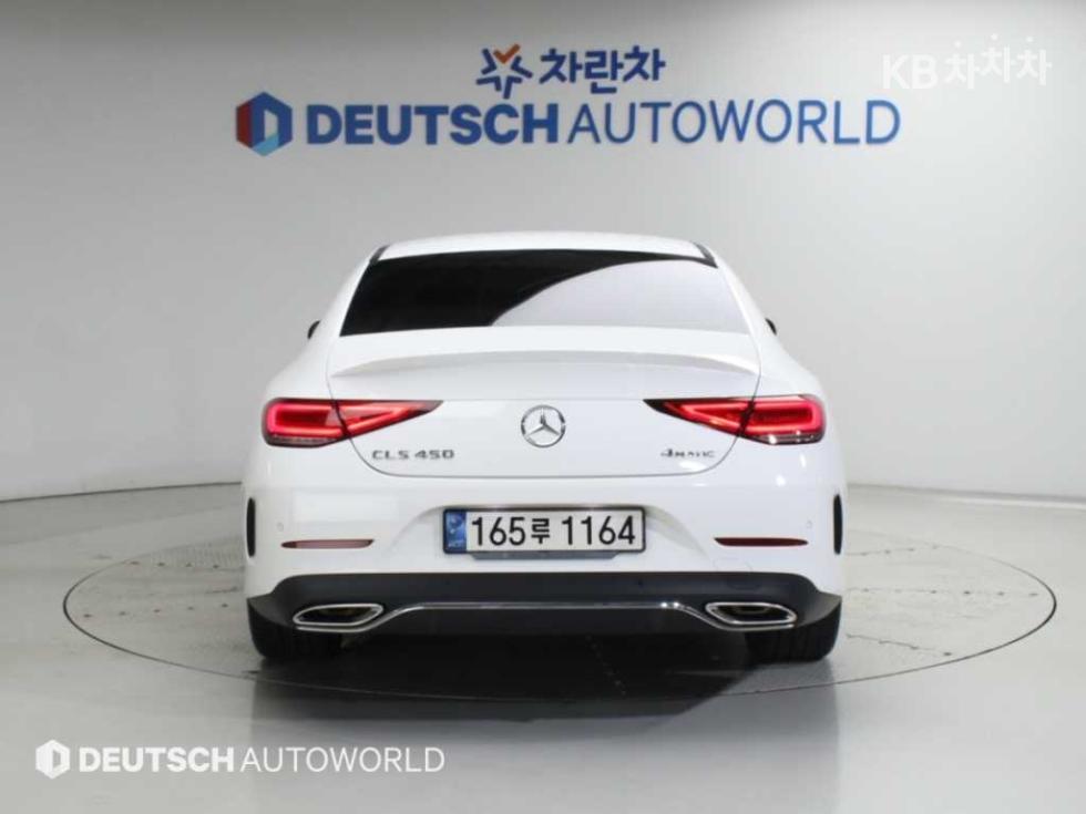 Mercedes-Benz CLS-Class AMG Line — фото 4