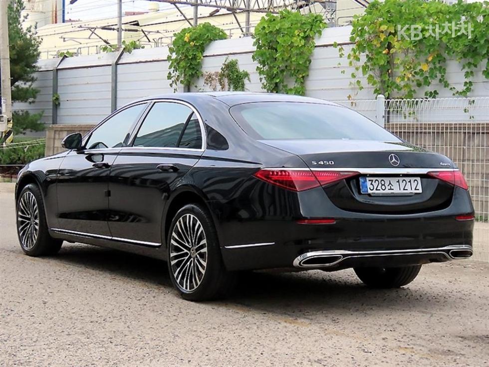 Mercedes-Benz S-Class BASE MODEL — фото 3