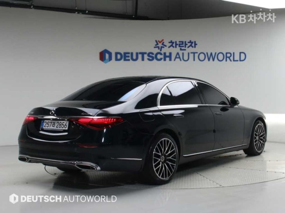 Mercedes-Benz S-Class BASE MODEL — фото 2