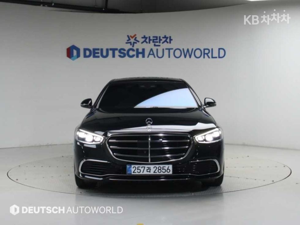 Mercedes-Benz S-Class BASE MODEL — фото 3