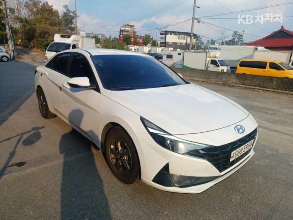 Hyundai Avante Style — фото 3