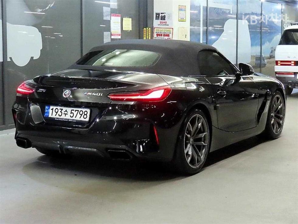 BMW Z4 — фото 4