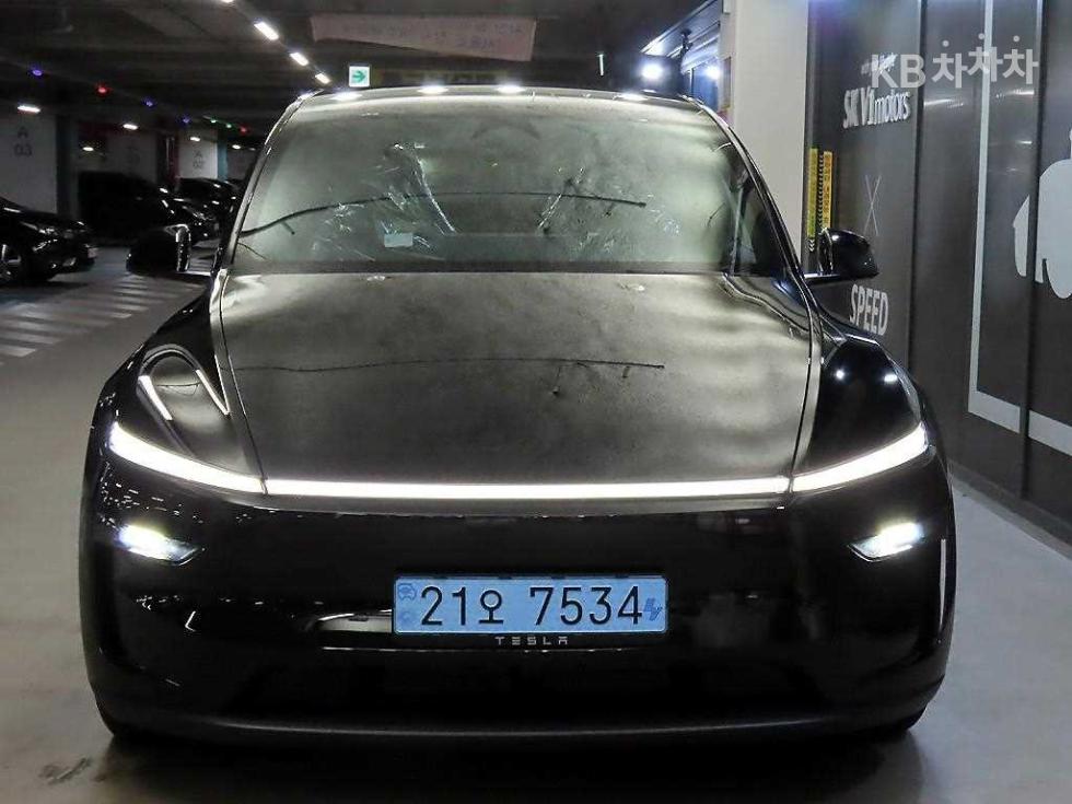 Tesla Model Y AWD L — фото 2