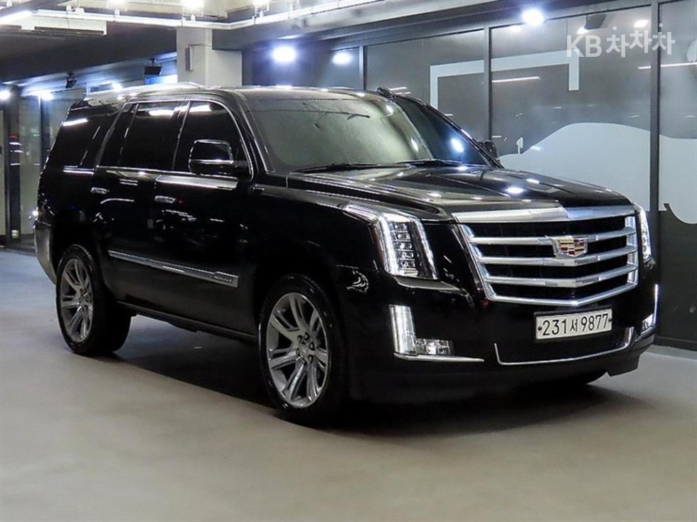 Cadillac Escalade (14~) — фото 1