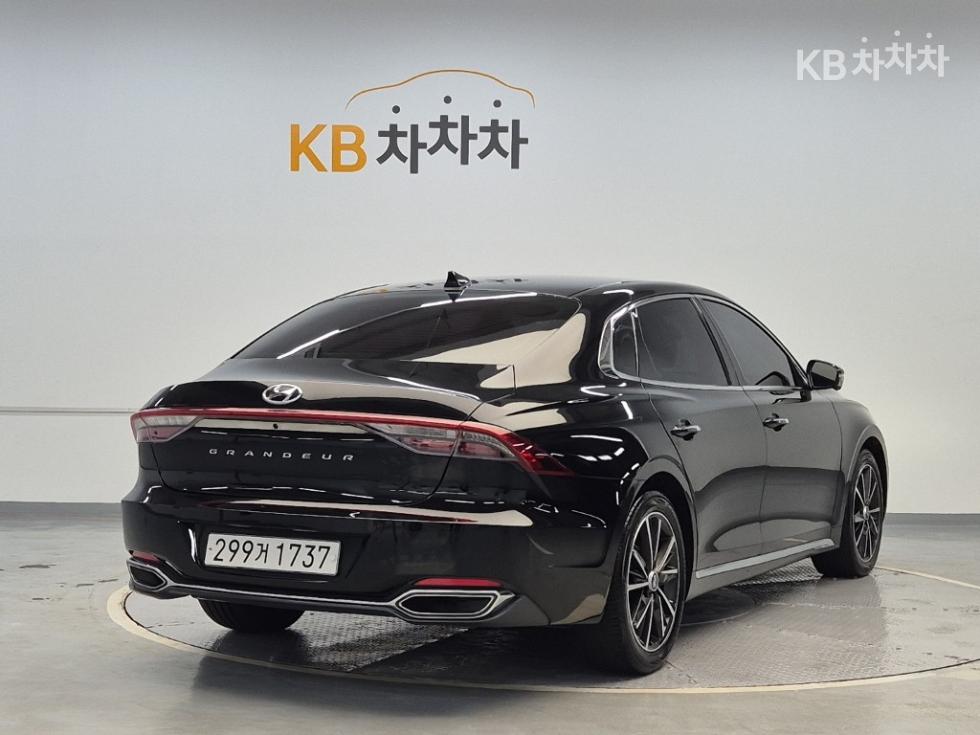Hyundai Grandeur EXCLUSIVE — фото 3