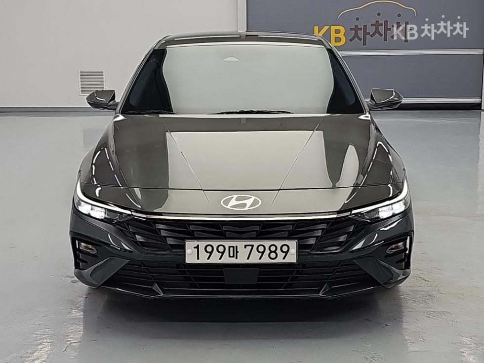 Hyundai Avante — фото 2